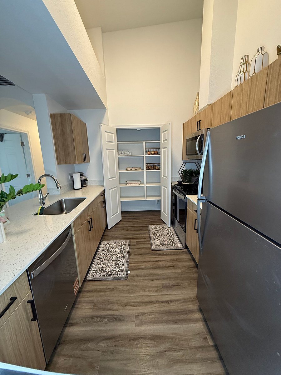 Furnished Finder property 1053954_1 photo 13