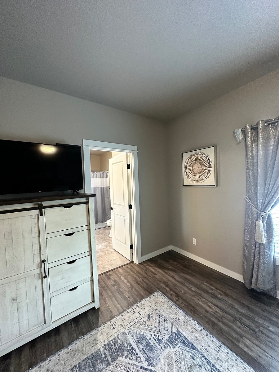 Furnished Finder property 1053988_1 photo 3