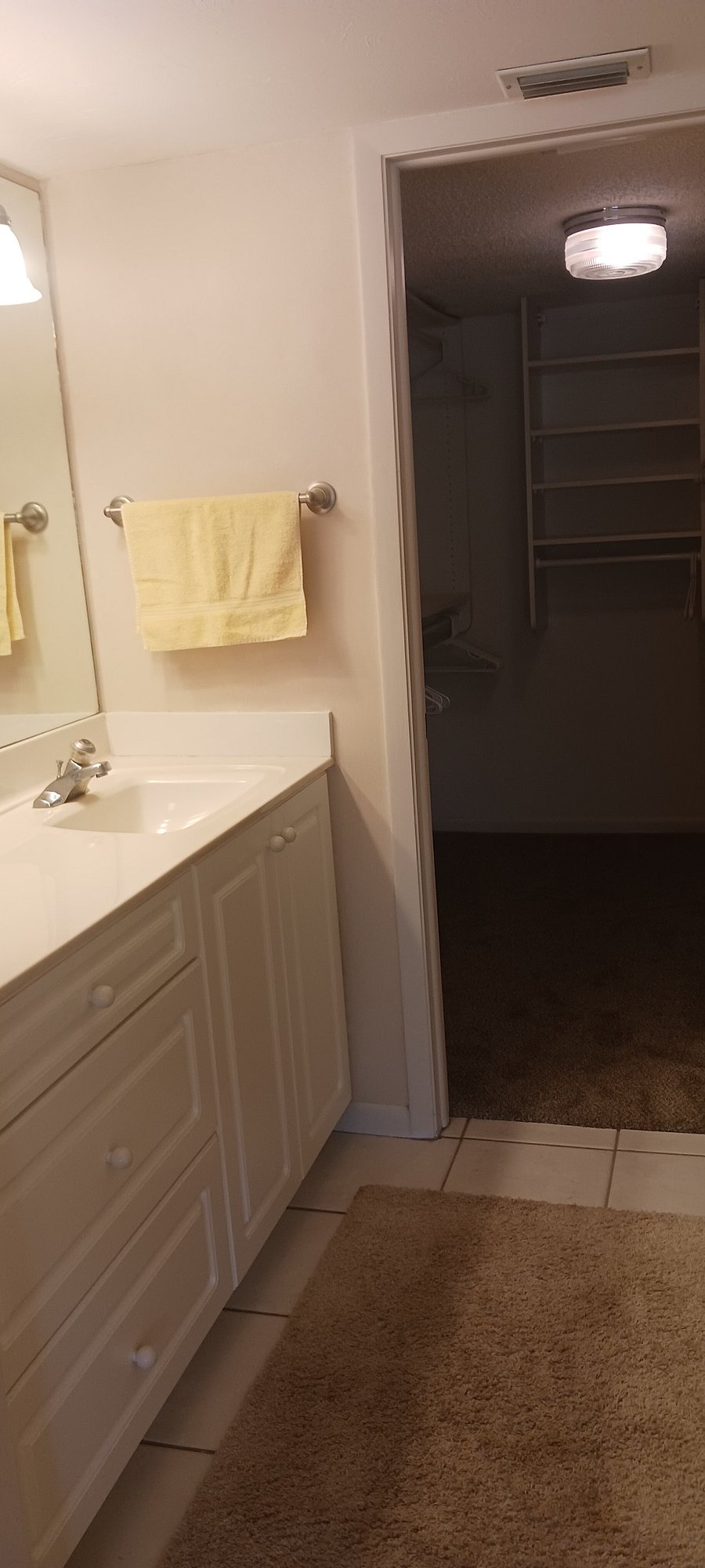 Furnished Finder property 1054002_1 photo 9