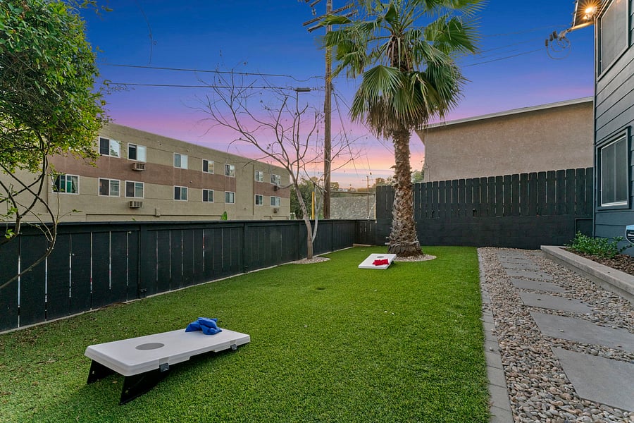 Furnished Finder property 1054008_1 photo 24