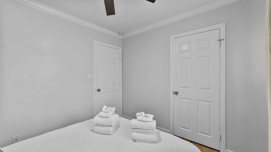Furnished Finder property 1054008_1 photo 11