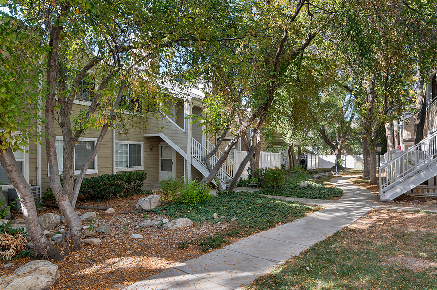 Furnished Finder property 1054031_1 photo 25