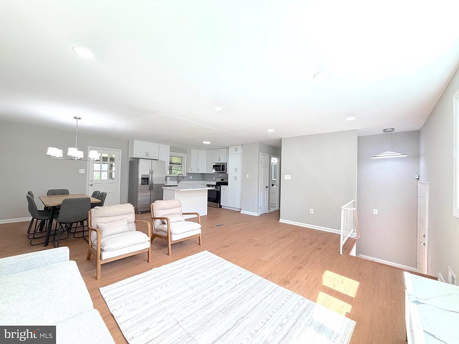 Furnished Finder property 1054032_1 photo 4