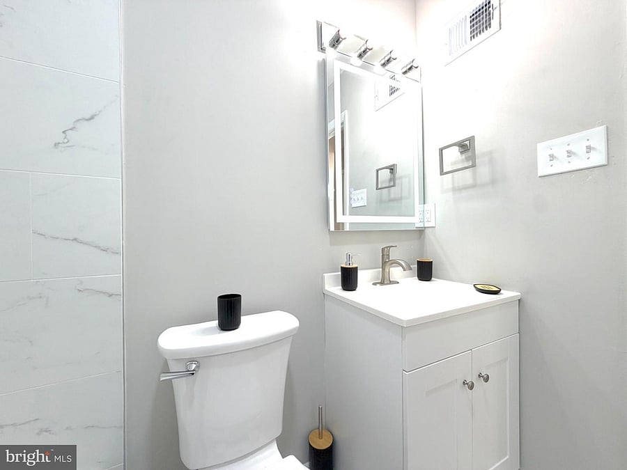 Furnished Finder property 1054032_1 photo 22