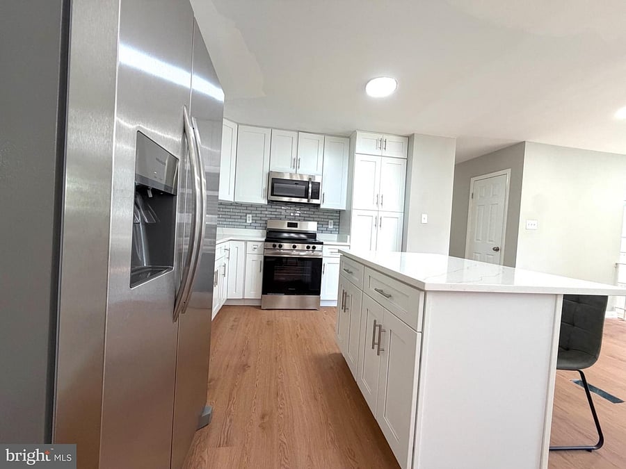 Furnished Finder property 1054032_1 photo 11
