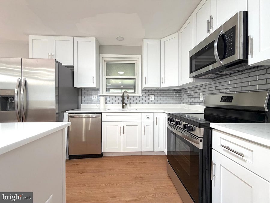 Furnished Finder property 1054032_1 photo 12