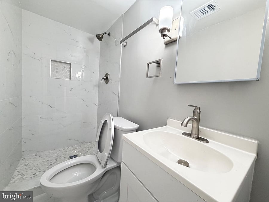 Furnished Finder property 1054032_1 photo 33