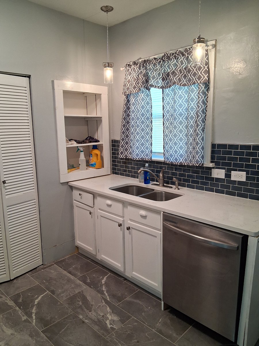Furnished Finder property 1054040_1 photo 11