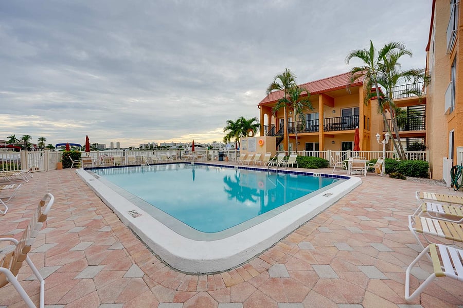 Furnished Finder property 1054042_1 photo 3