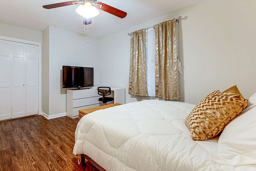 Furnished Finder property 1054046_1 photo 16