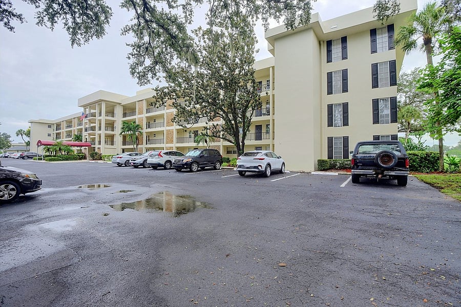 Furnished Finder property 1054048_1 photo 22