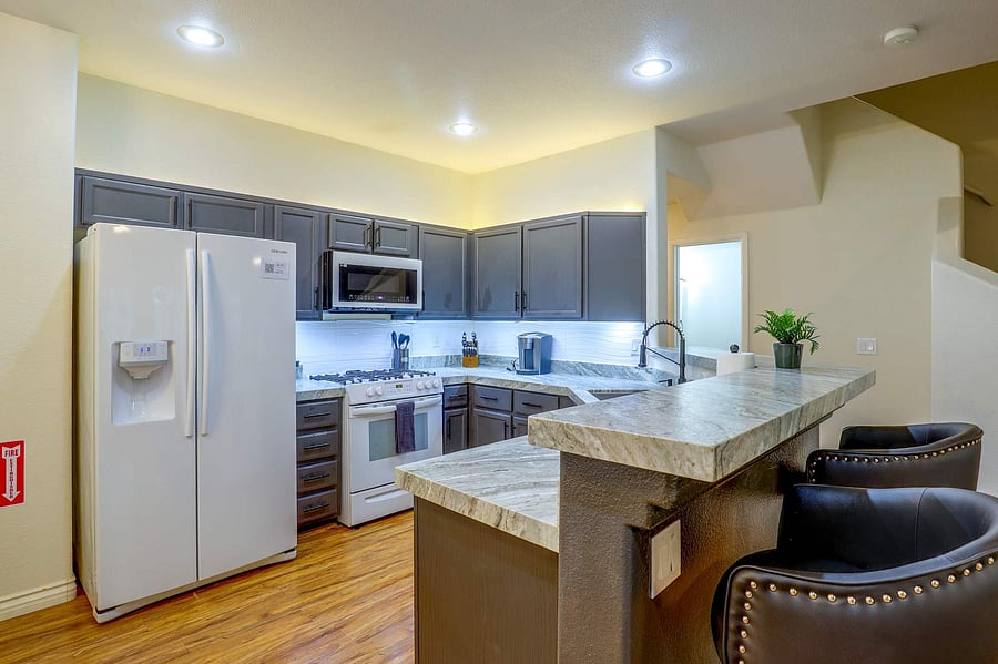 Furnished Finder property 1054058_1 photo 2