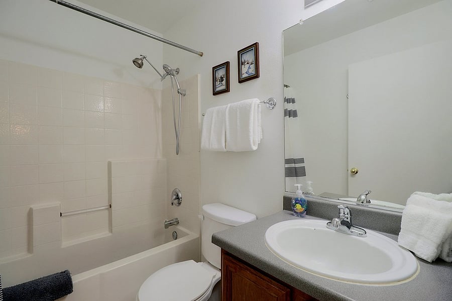 Furnished Finder property 1054059_1 photo 18