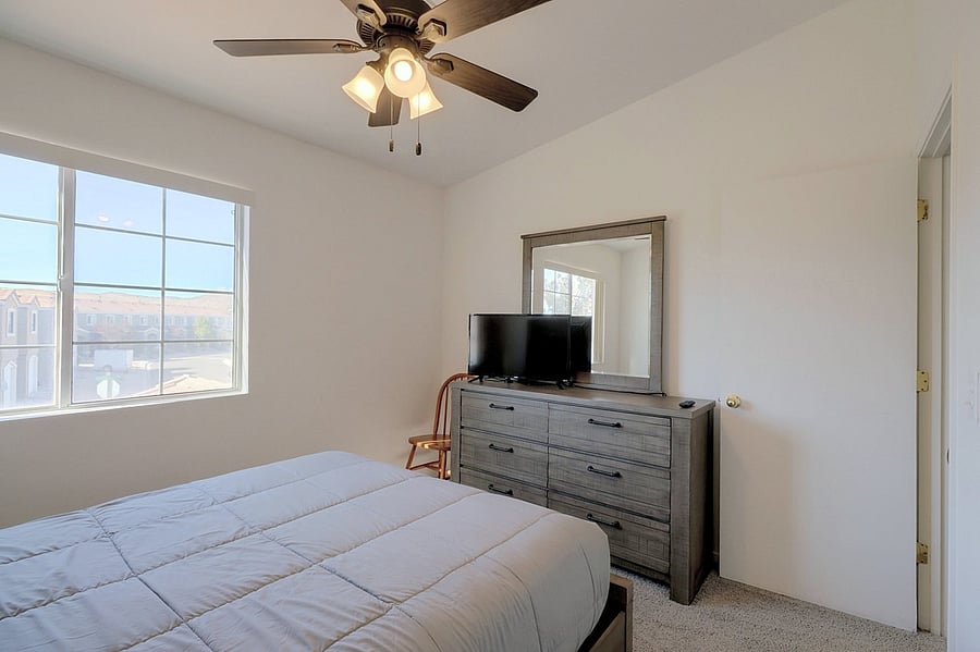 Furnished Finder property 1054059_1 photo 21