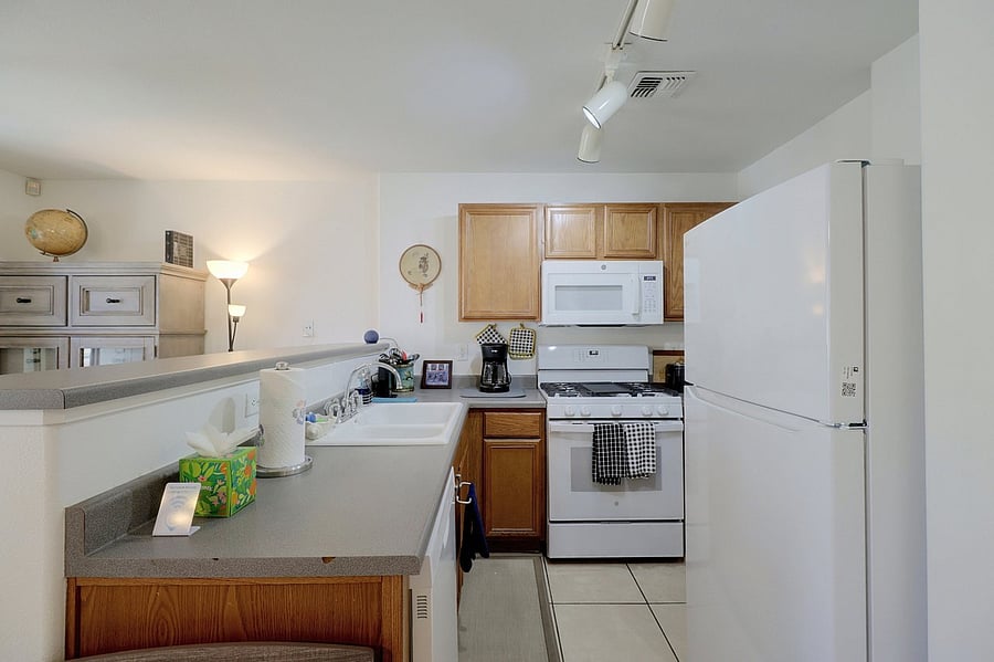 Furnished Finder property 1054059_1 photo 10