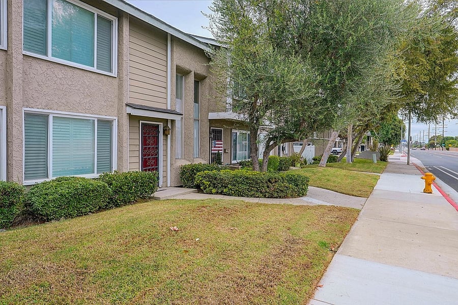 Furnished Finder property 1054060_1 photo 24