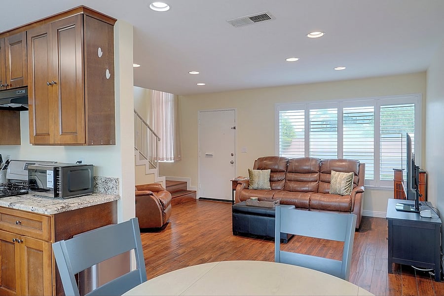 Furnished Finder property 1054060_1 photo 8