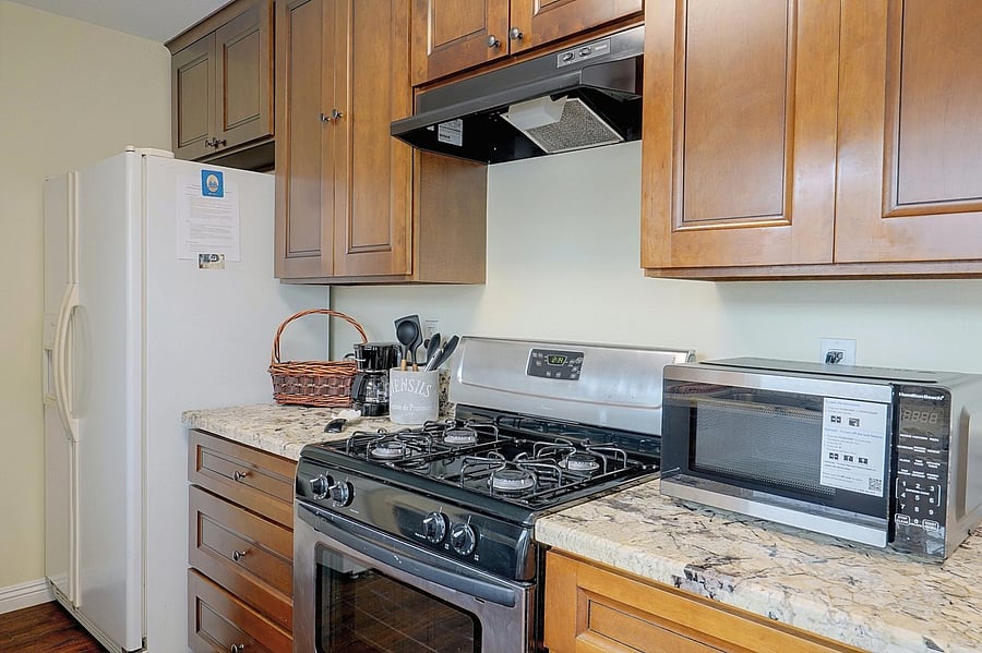 Furnished Finder property 1054060_1 photo 12