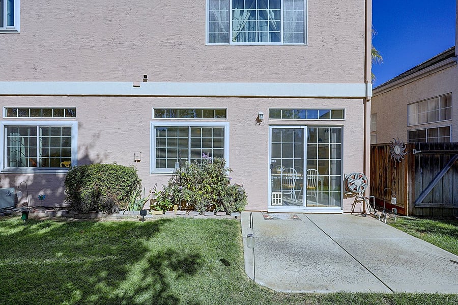 Furnished Finder property 1054064_1 photo 36