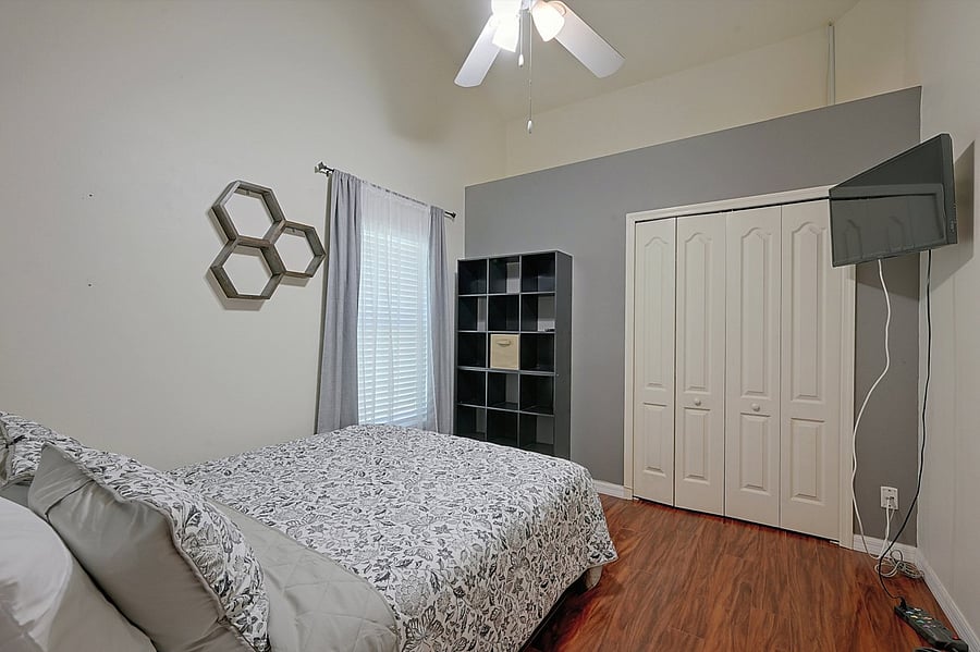 Furnished Finder property 1054066_1 photo 17
