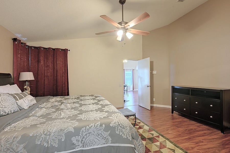 Furnished Finder property 1054066_1 photo 12