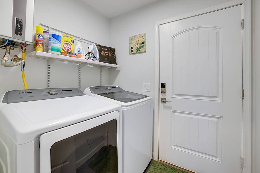 Furnished Finder property 1054083_1 photo 18