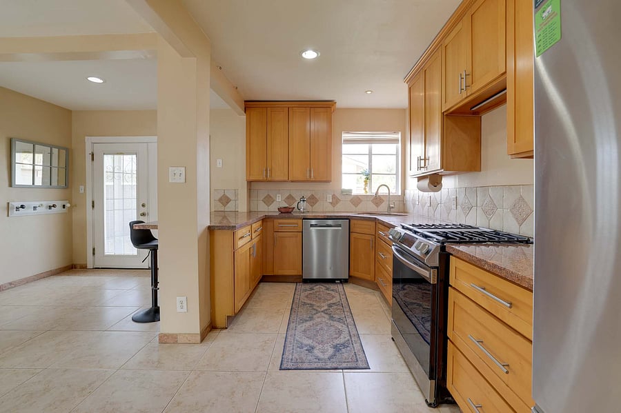 Furnished Finder property 1054084_1 photo 8