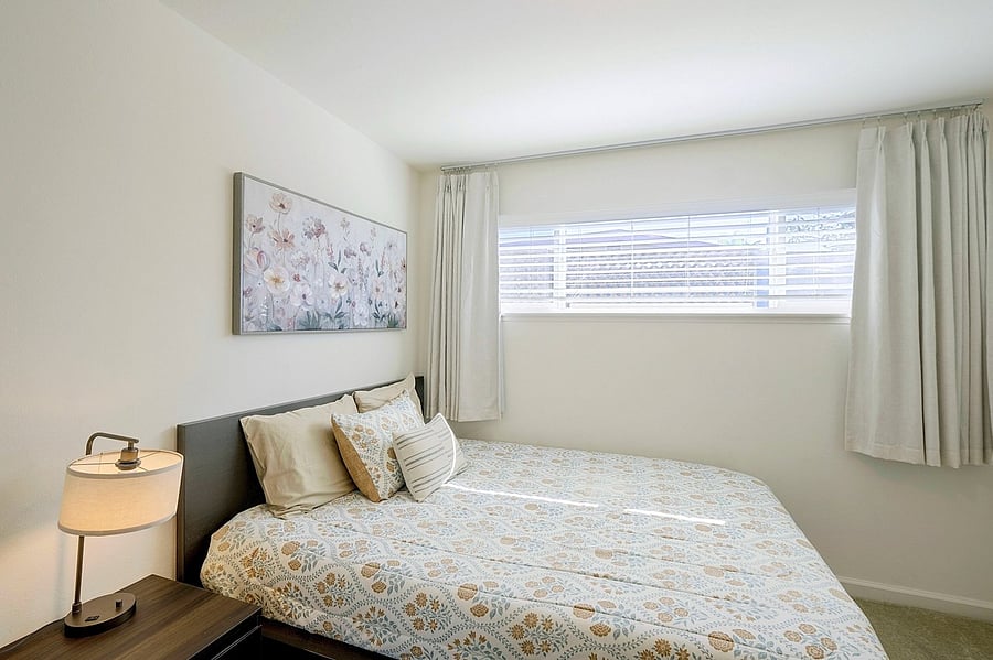 Furnished Finder property 1054099_1 photo 36