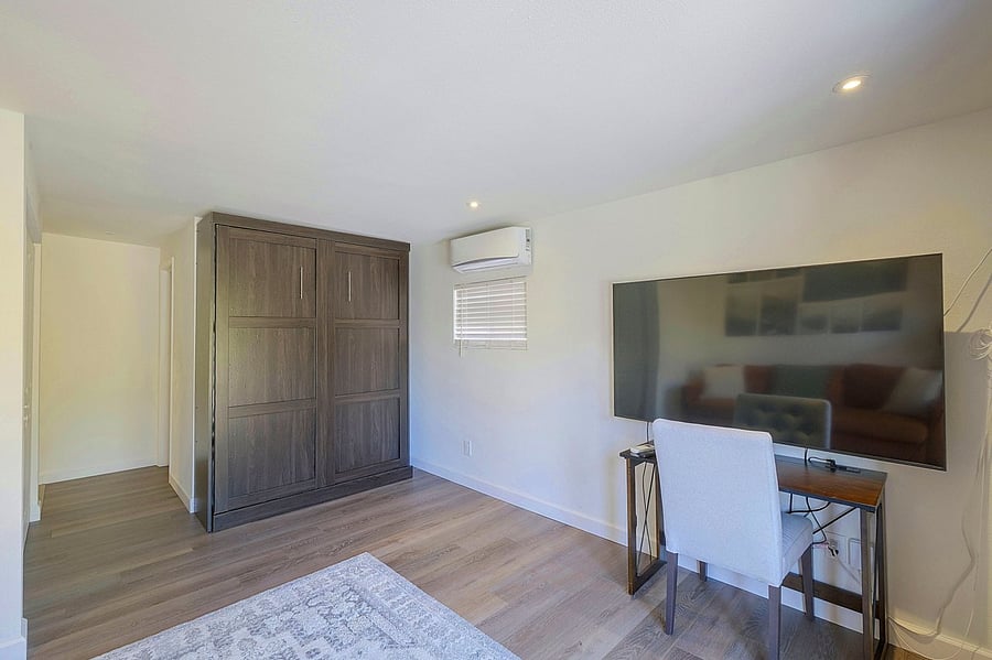 Furnished Finder property 1054099_1 photo 27
