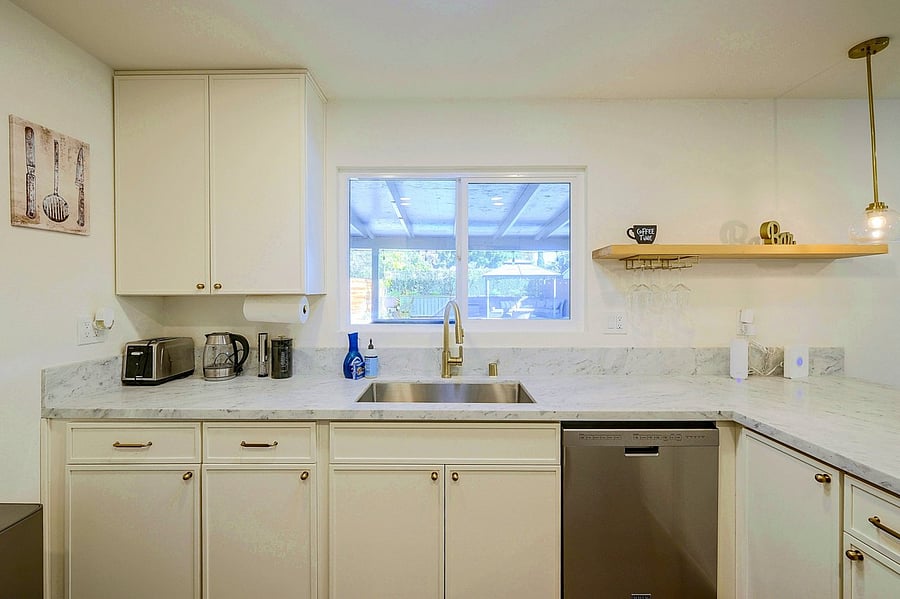 Furnished Finder property 1054099_1 photo 14