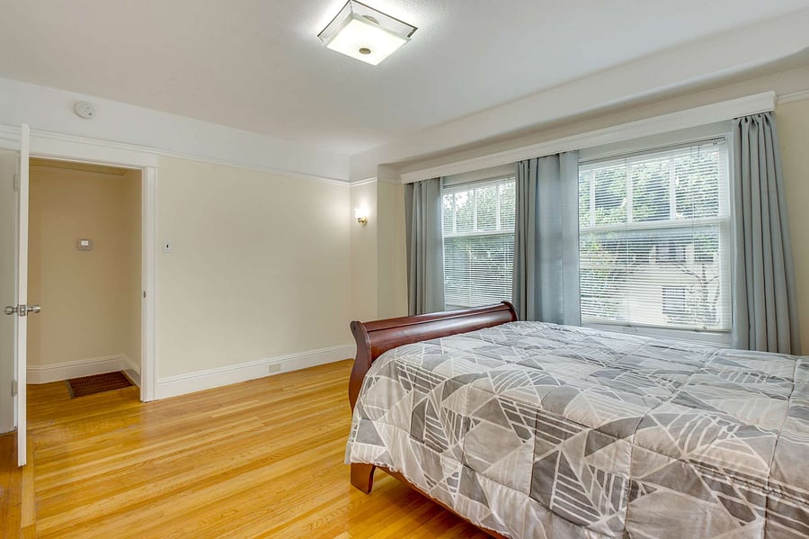Furnished Finder property 1054108_1 photo 15