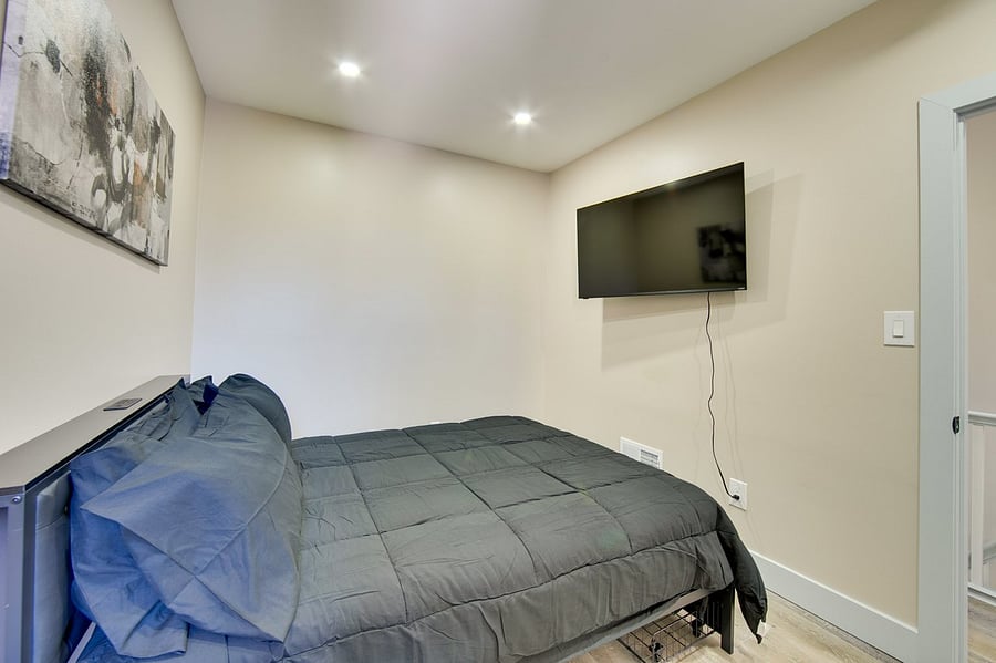 Furnished Finder property 1054130_1 photo 11