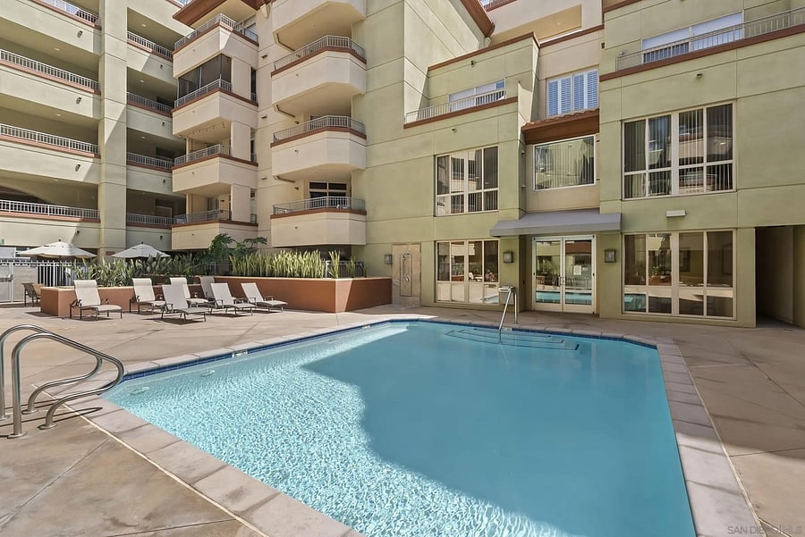 Furnished Finder property 1054141_1 photo 18