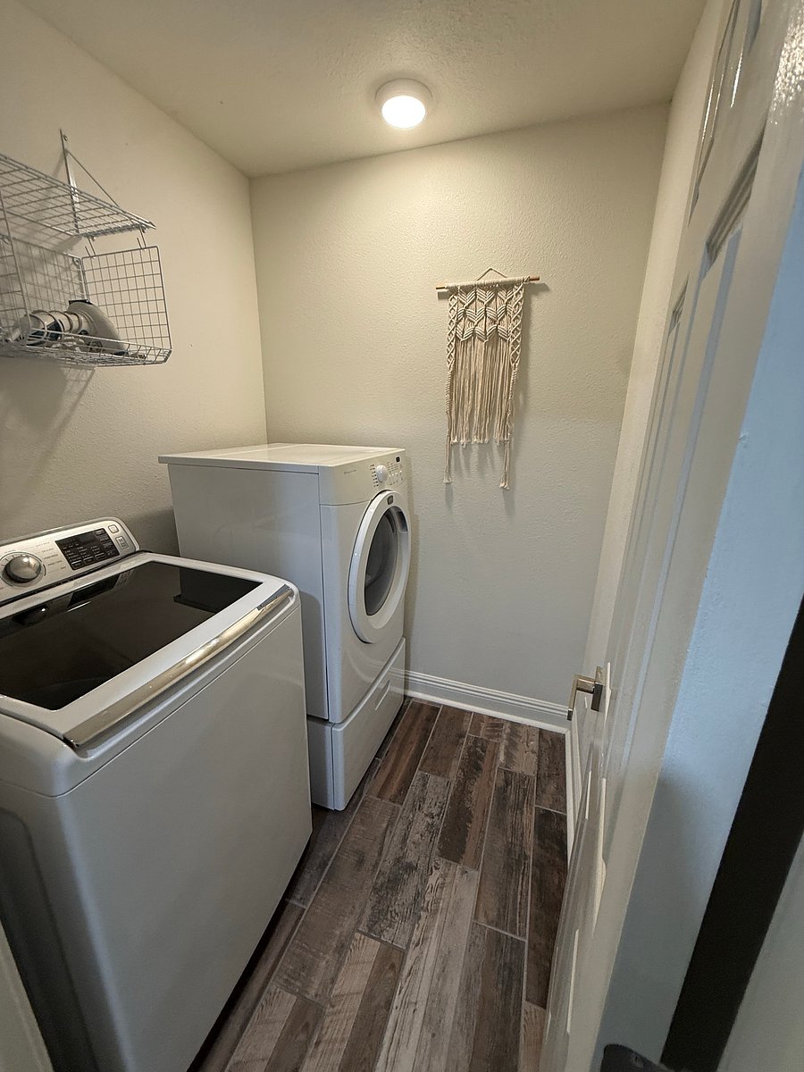 Furnished Finder property 1054146_1 photo 15