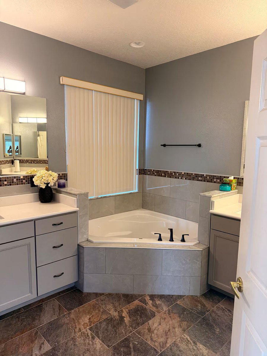 Furnished Finder property 1054154_1 photo 22