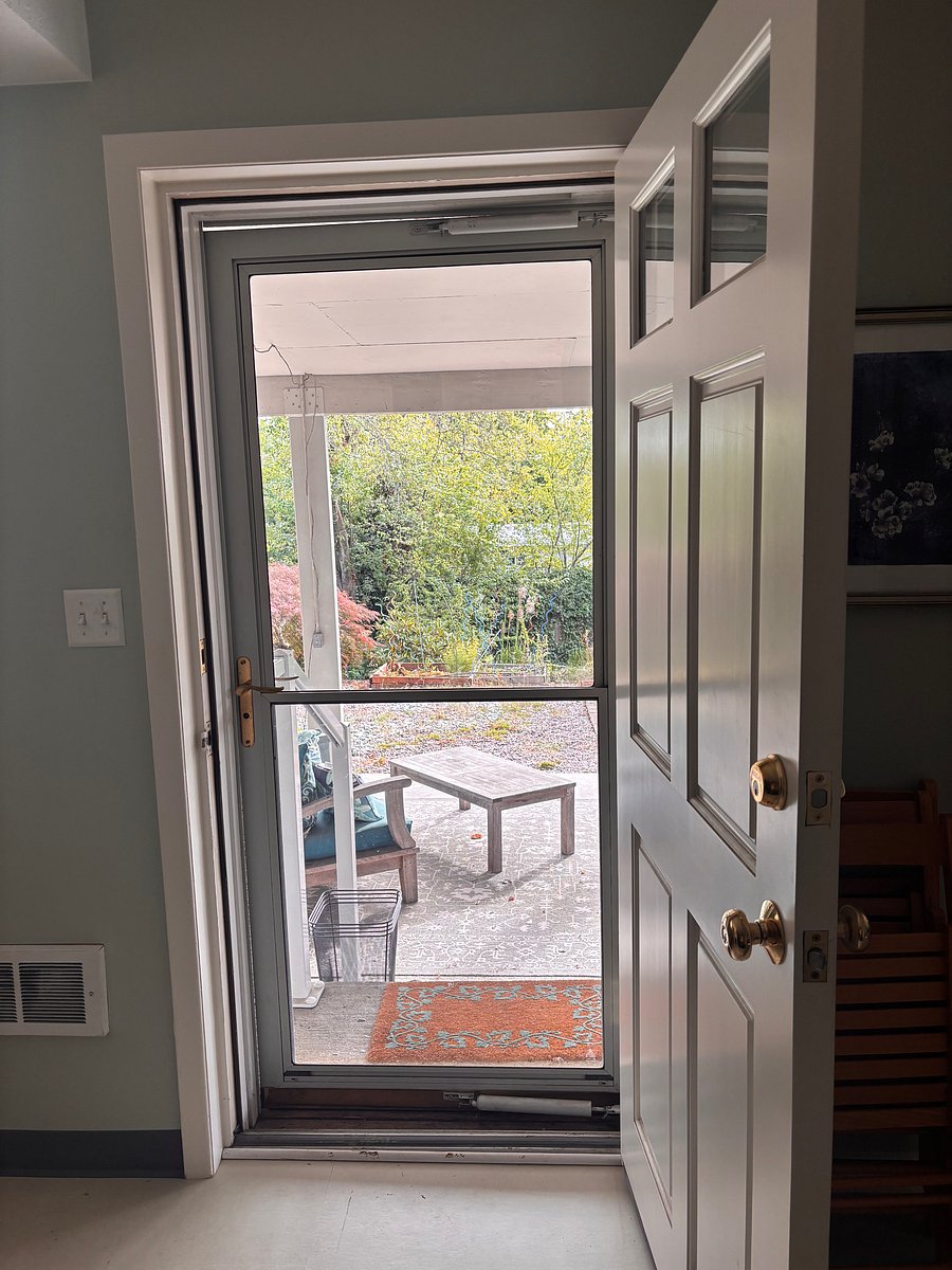 Furnished Finder property 1054160_1 photo 2