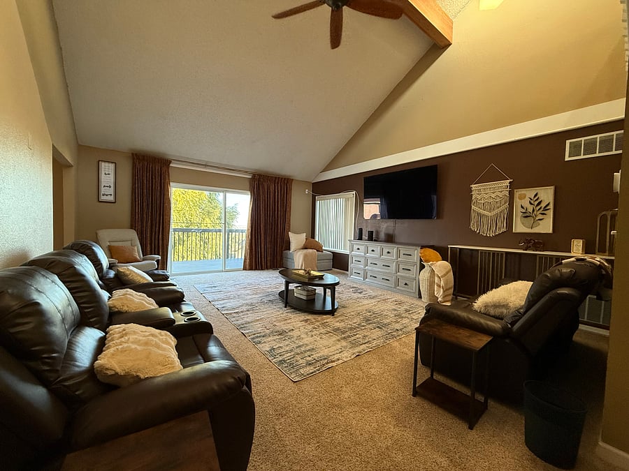 Furnished Finder property 1054186_1 photo 33