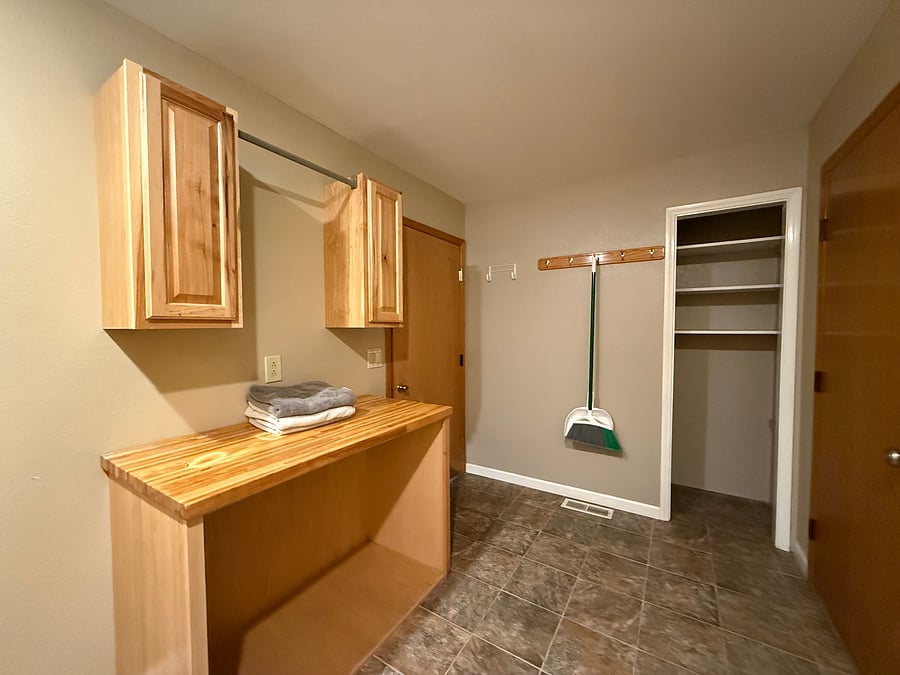 Furnished Finder property 1054186_1 photo 45