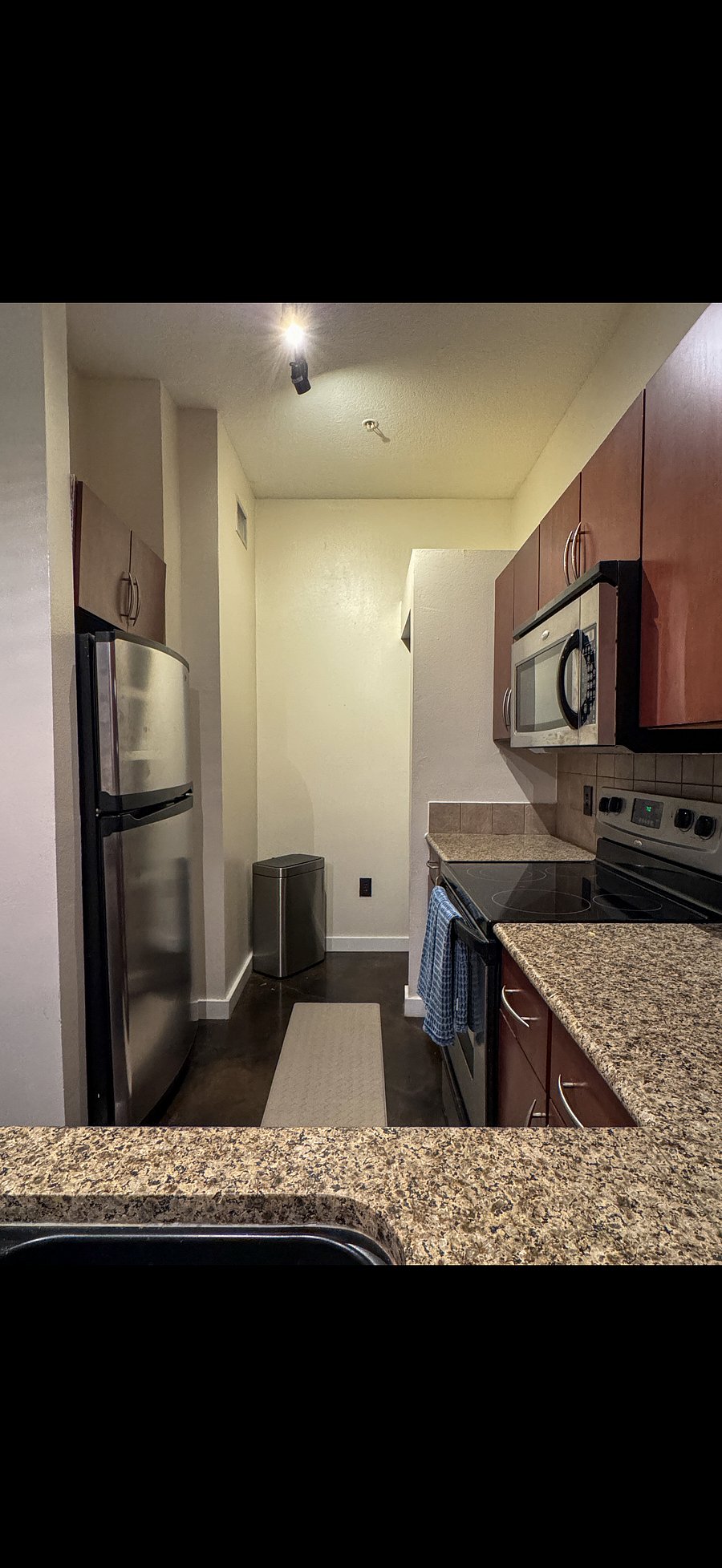 Furnished Finder property 1054205_1 photo 6