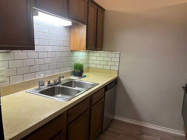 Furnished Finder property 1054206_1 photo 4