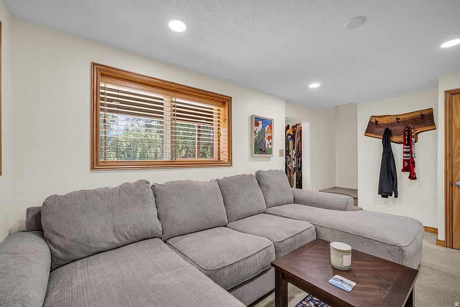 Furnished Finder property 1054221_1 photo 13