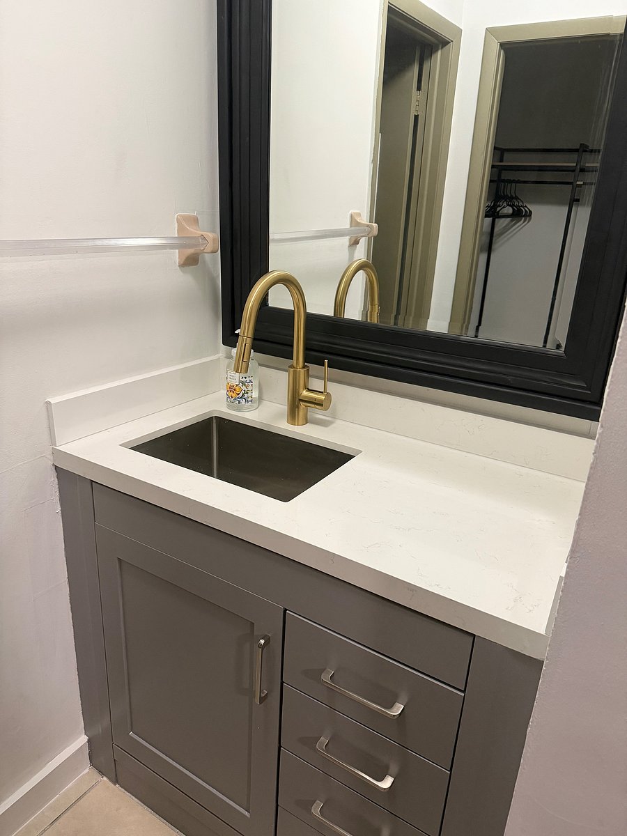 Furnished Finder property 1054224_1 photo 9