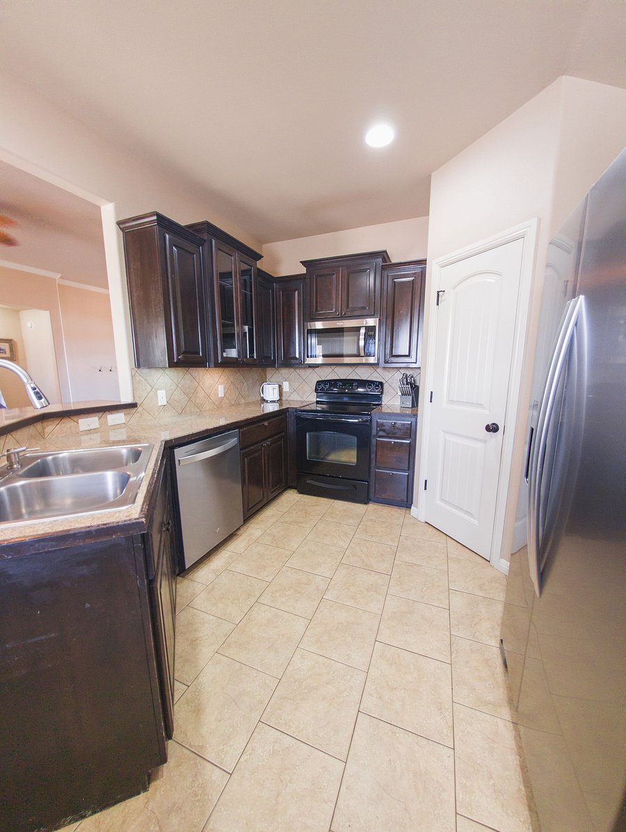 Furnished Finder property 1054229_1 photo 9