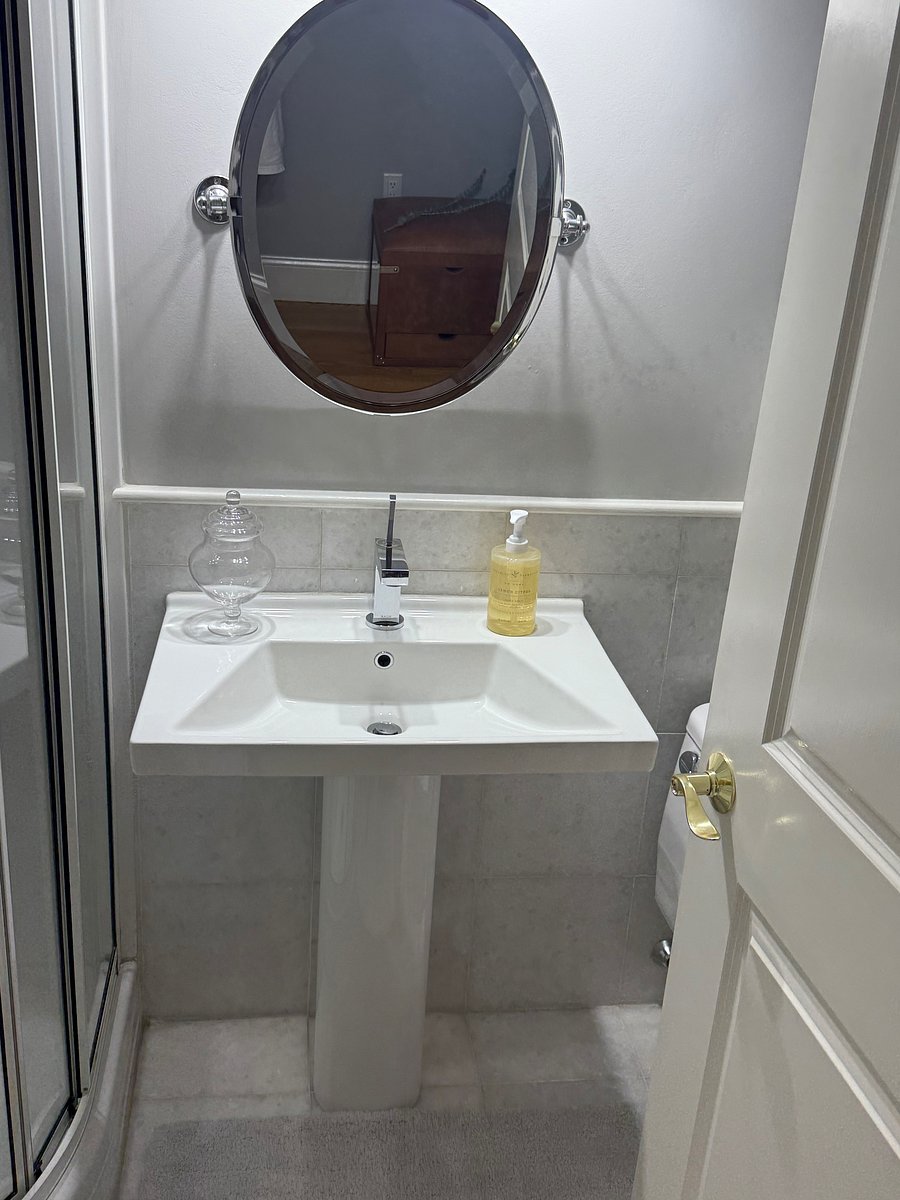 Furnished Finder property 1054231_1 photo 2