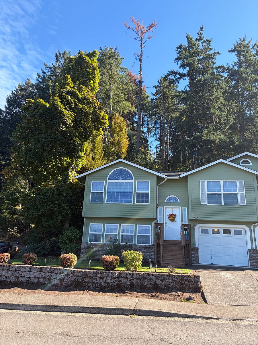Furnished Finder property 1054234_1 photo 12