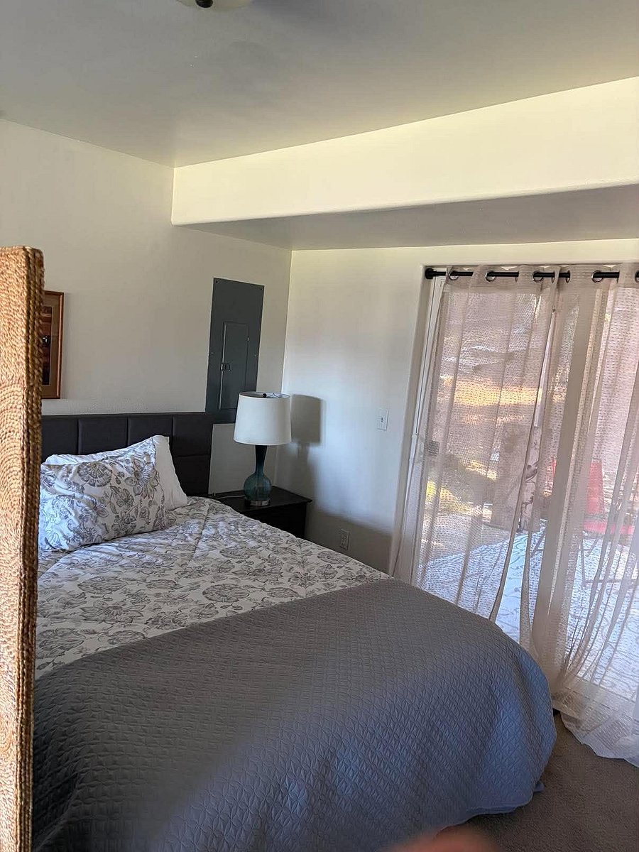 Furnished Finder property 1054234_1 photo 9