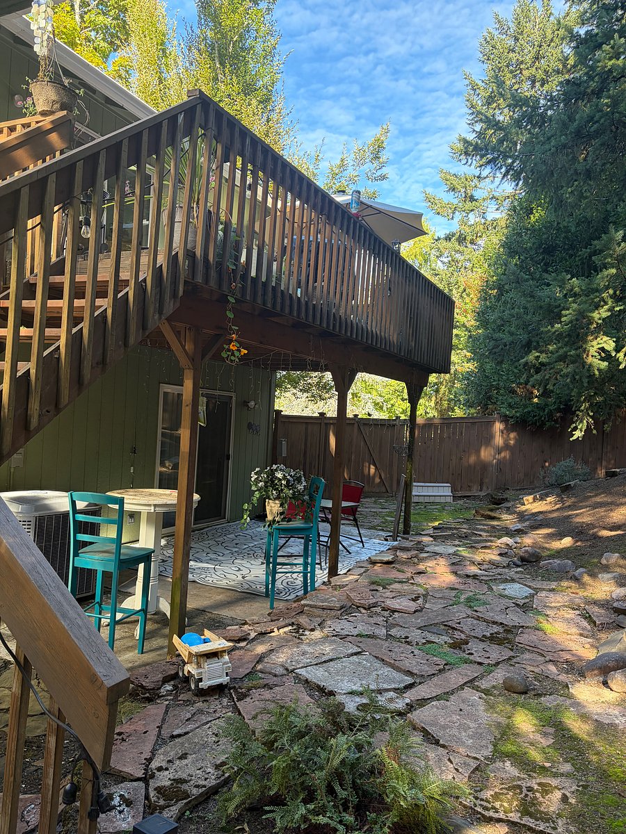 Furnished Finder property 1054234_1 photo 13