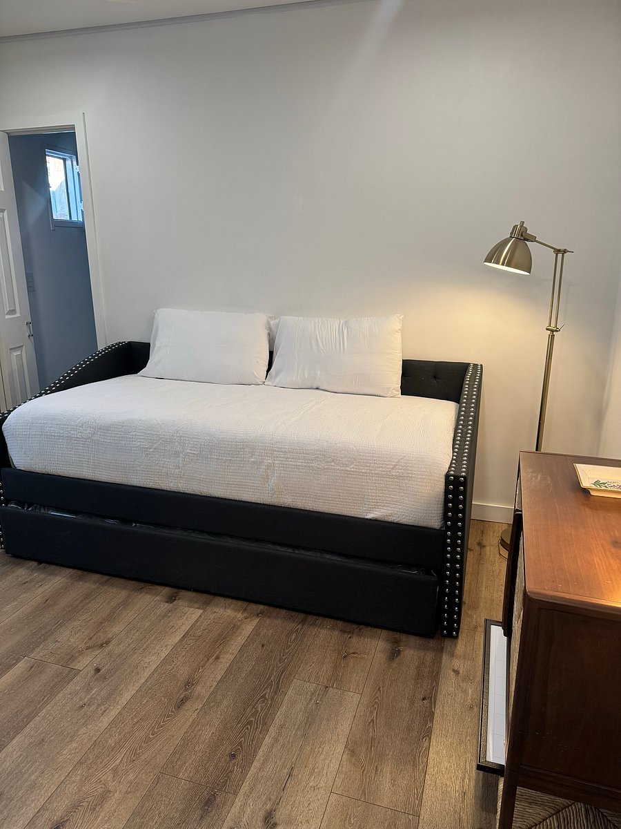 Furnished Finder property 1054246_1 photo 28