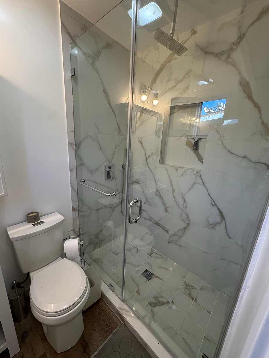 Furnished Finder property 1054246_1 photo 25