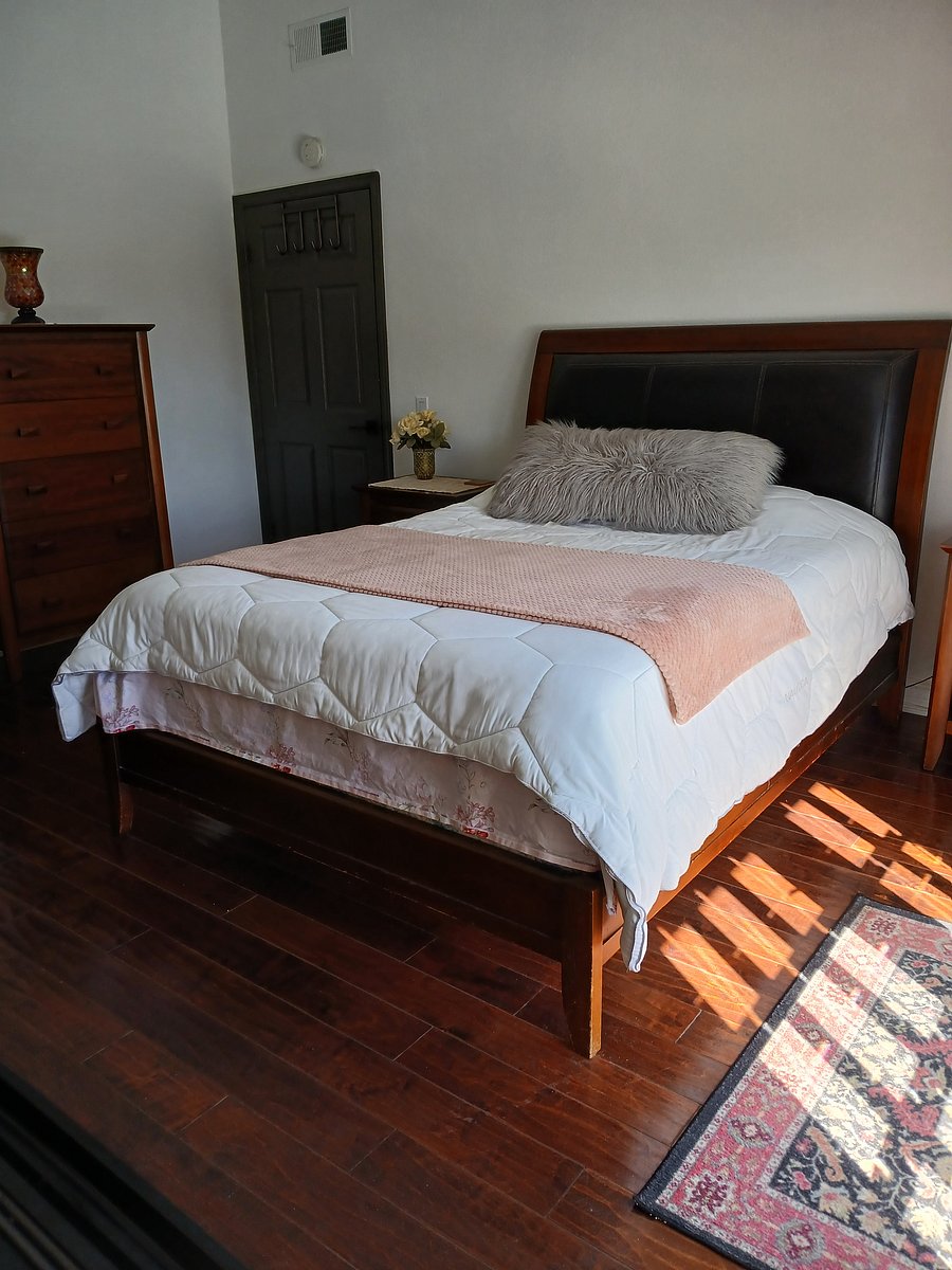 Furnished Finder property 1054253_1 photo 3